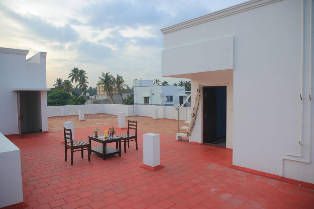 Mp Villa - Lovely Furnished Appartment Puduccseri Kültér fotó