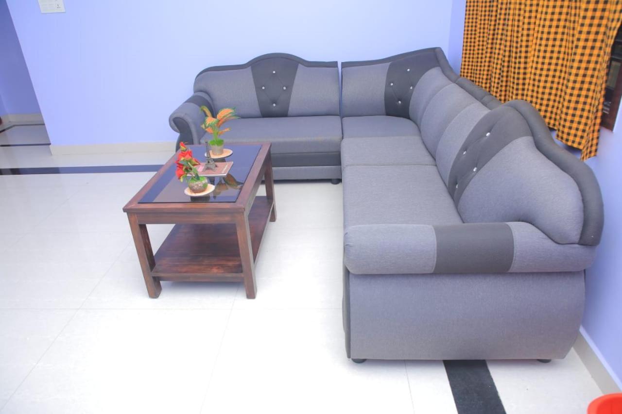 Mp Villa - Lovely Furnished Appartment Puduccseri Kültér fotó